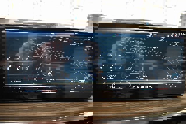 New 2026 BMW X5 xDrive50e image 8