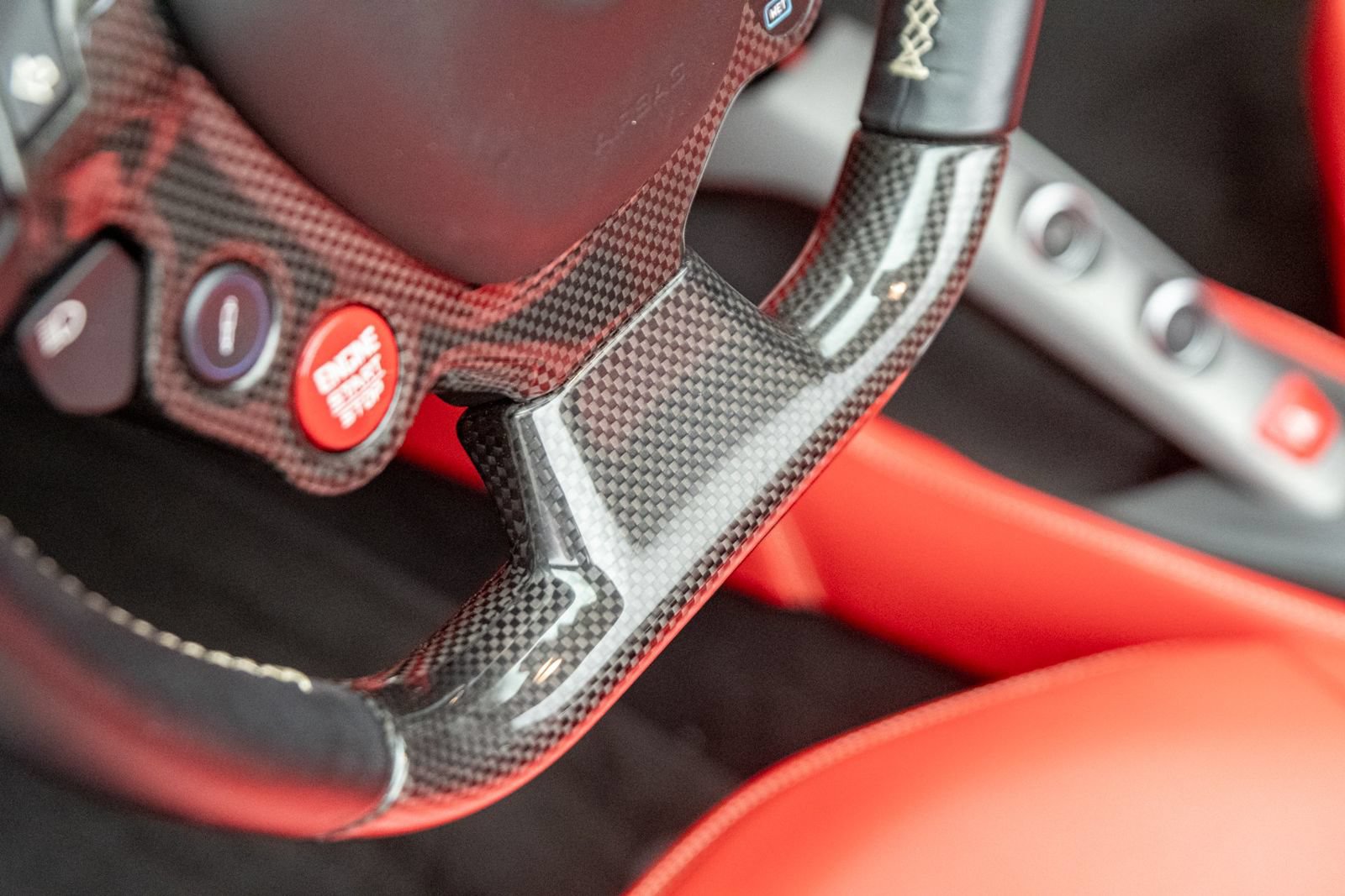 Used 2019 Ferrari 488 Spider RWD image 24