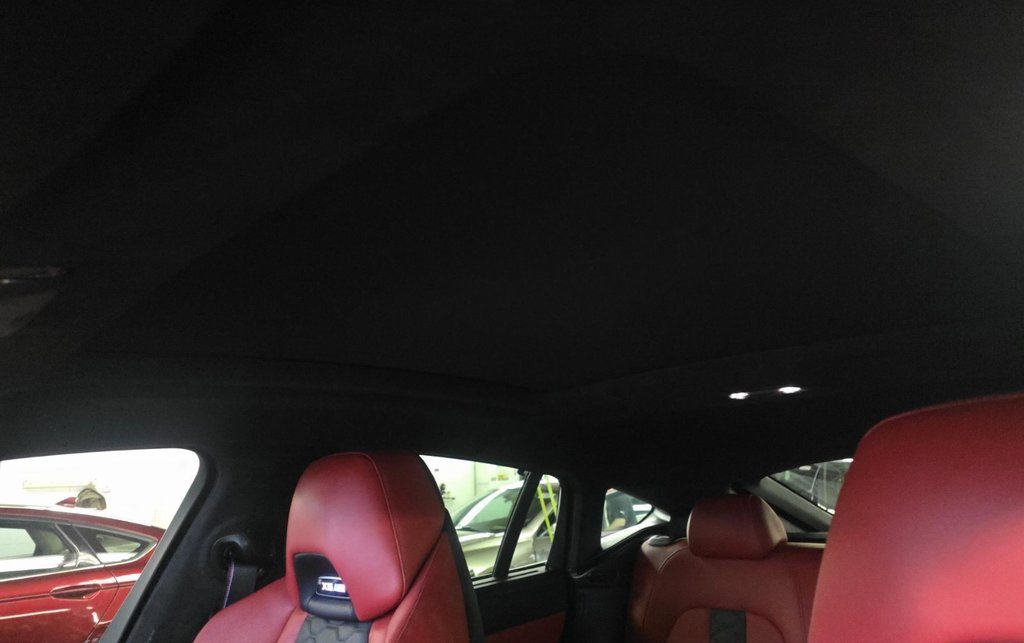 Used 2022 BMW X6 M Base w/ Competition Package image 16