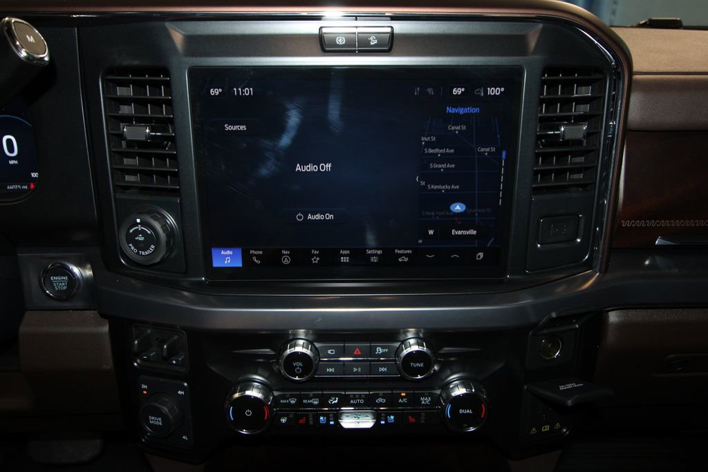 Used 2025 Ford F250 King Ranch w/ Chrome Package image 19