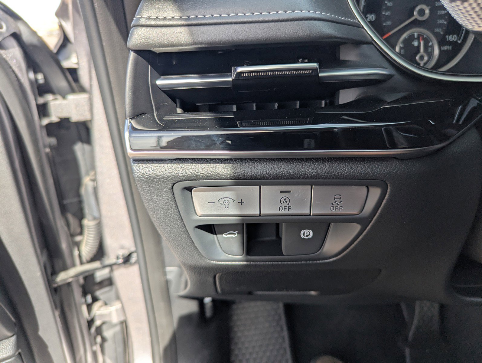 Used 2023 Genesis G80 2.5T image 30