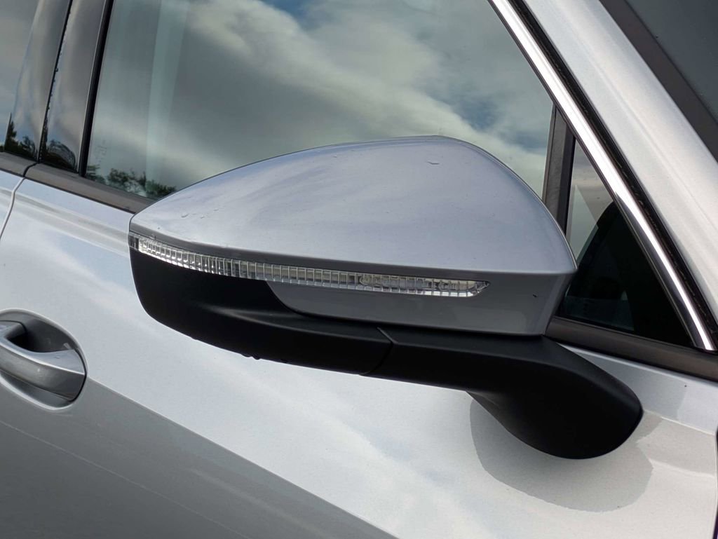 Certified 2025 Volkswagen Tiguan S w/ 18" Wheel Package image 12