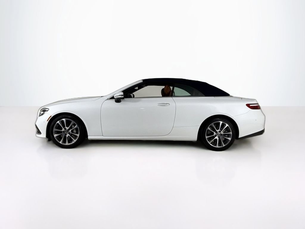 Used 2023 Mercedes-Benz E 450 Cabriolet image 2