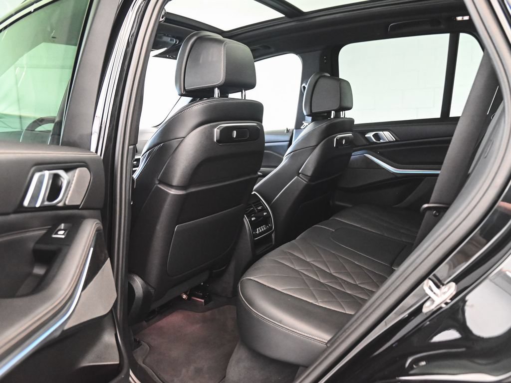 Used 2025 BMW X5 xDrive40i AWD/4WD image 33