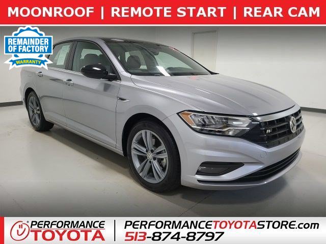 Used 2021 Volkswagen Jetta R-Line FWD image 1