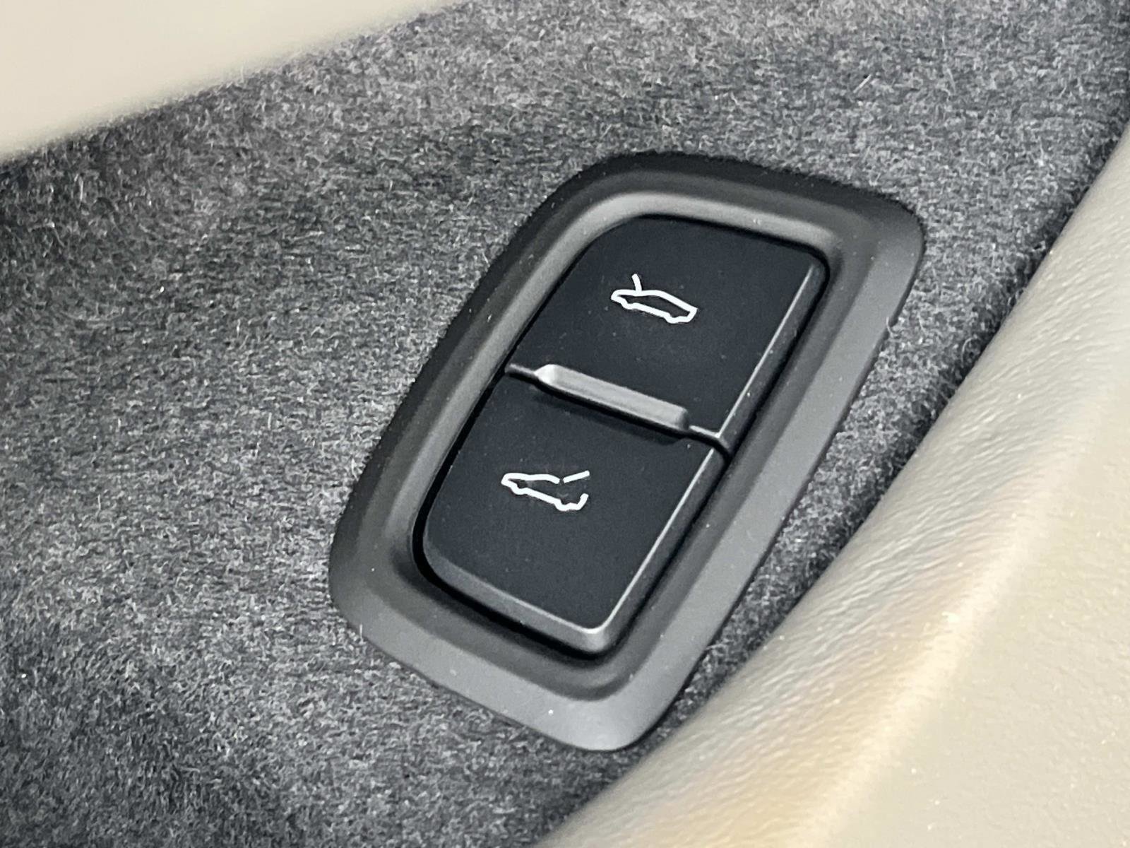 Used 2024 Chevrolet Corvette Z06 image 19