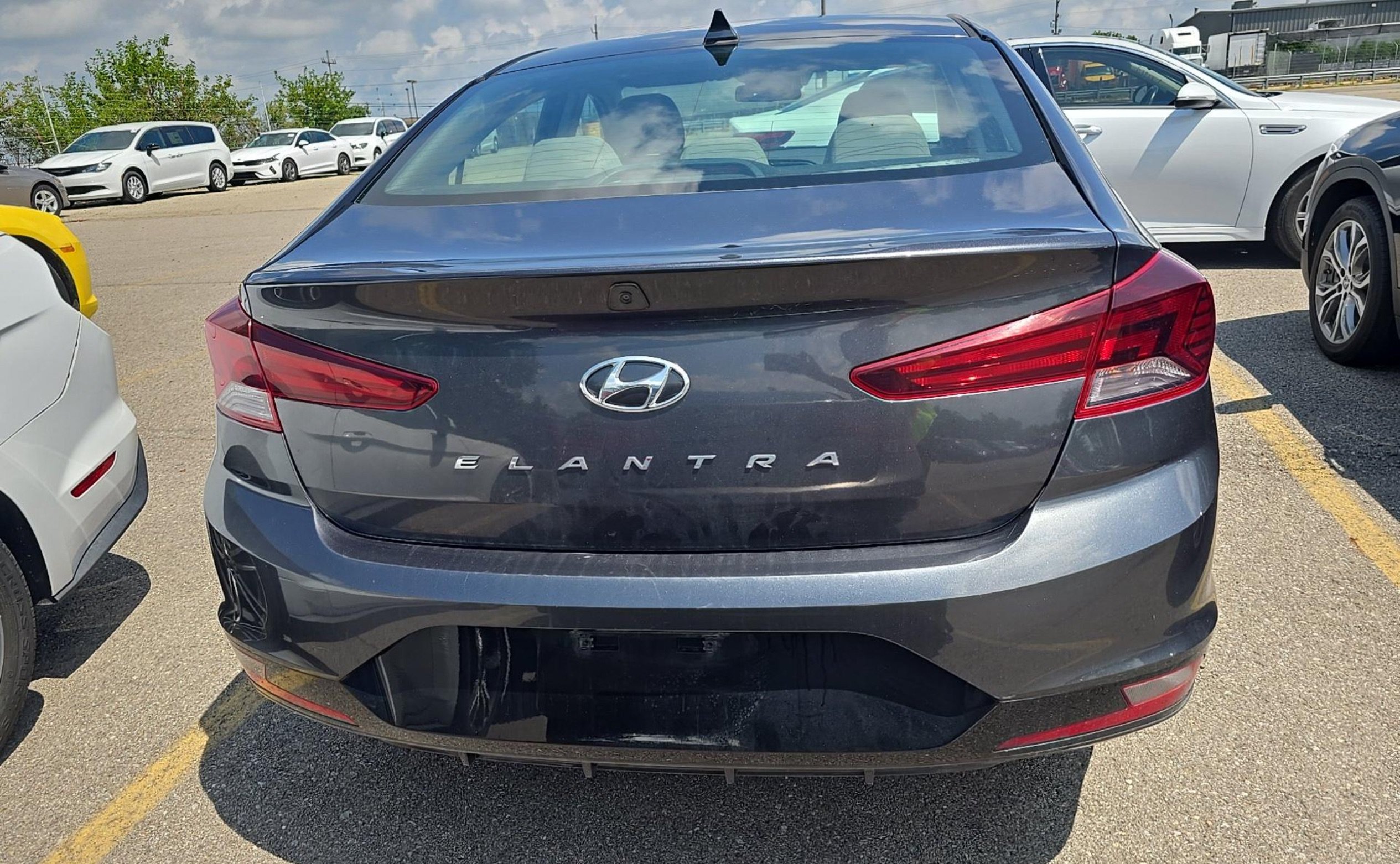 Used 2020 Hyundai Elantra SEL FWD image 4