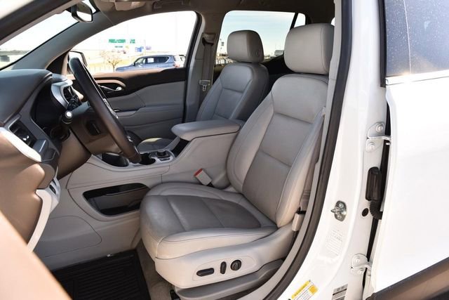 Used 2023 GMC Acadia SLT image 21