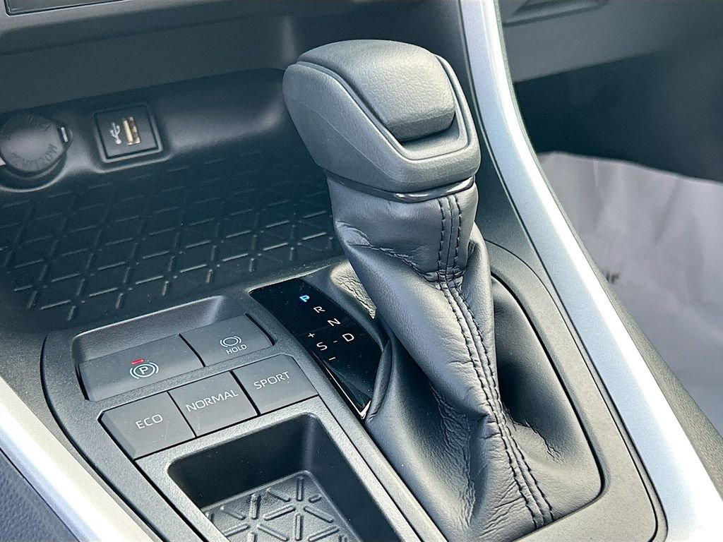 New 2025 Toyota RAV4 XLE w/ Convenience Package FWD image 16