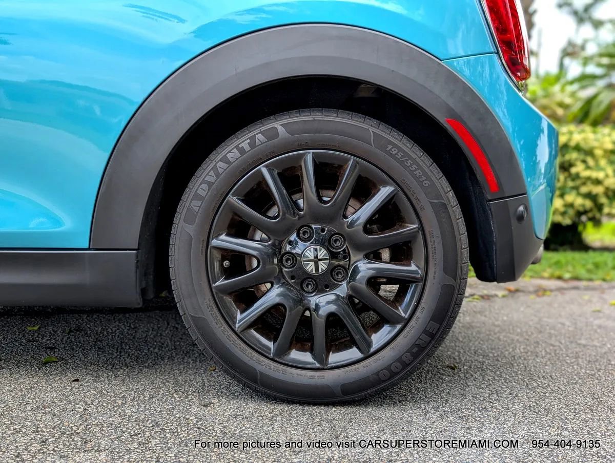 Used 2020 MINI Cooper Convertible image 95