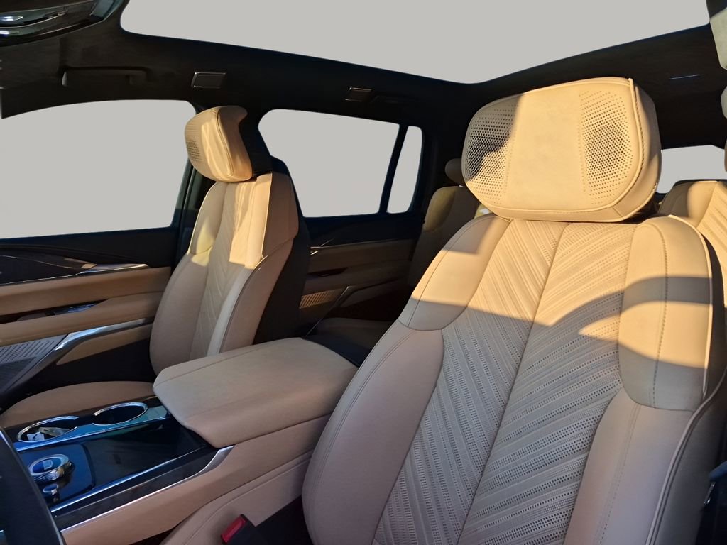 Certified 2025 Cadillac Escalade IQ Luxury 2 image 29