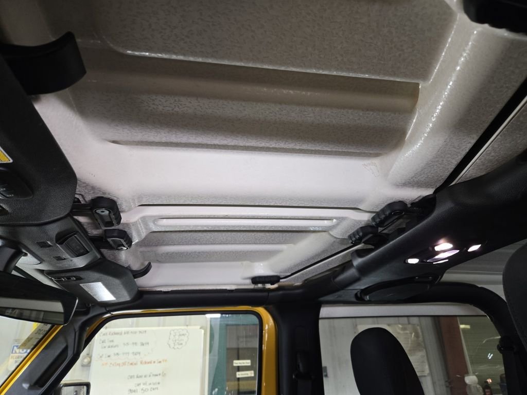 Used 2021 Jeep Wrangler Willys image 13