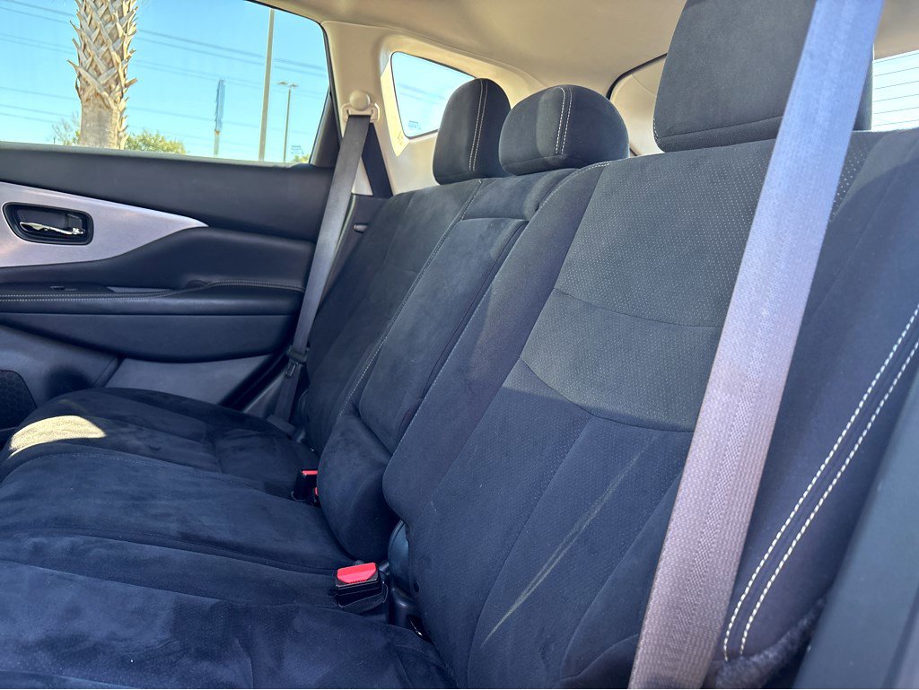 Used 2022 Nissan Murano S image 18