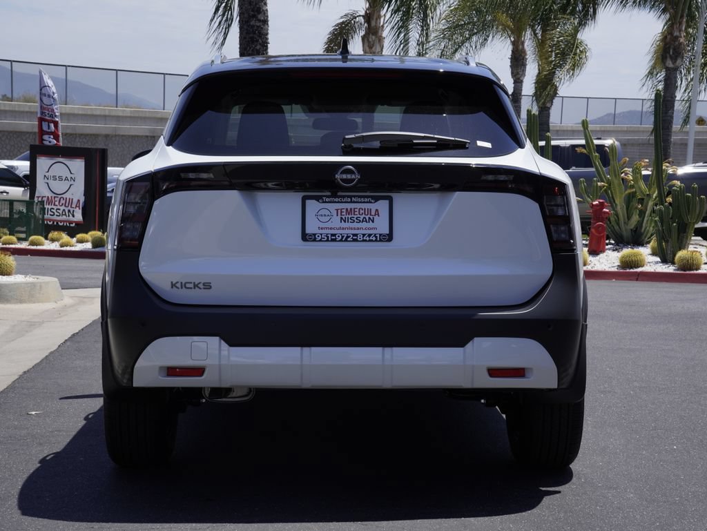 New 2026 Nissan Kicks SV FWD image 5