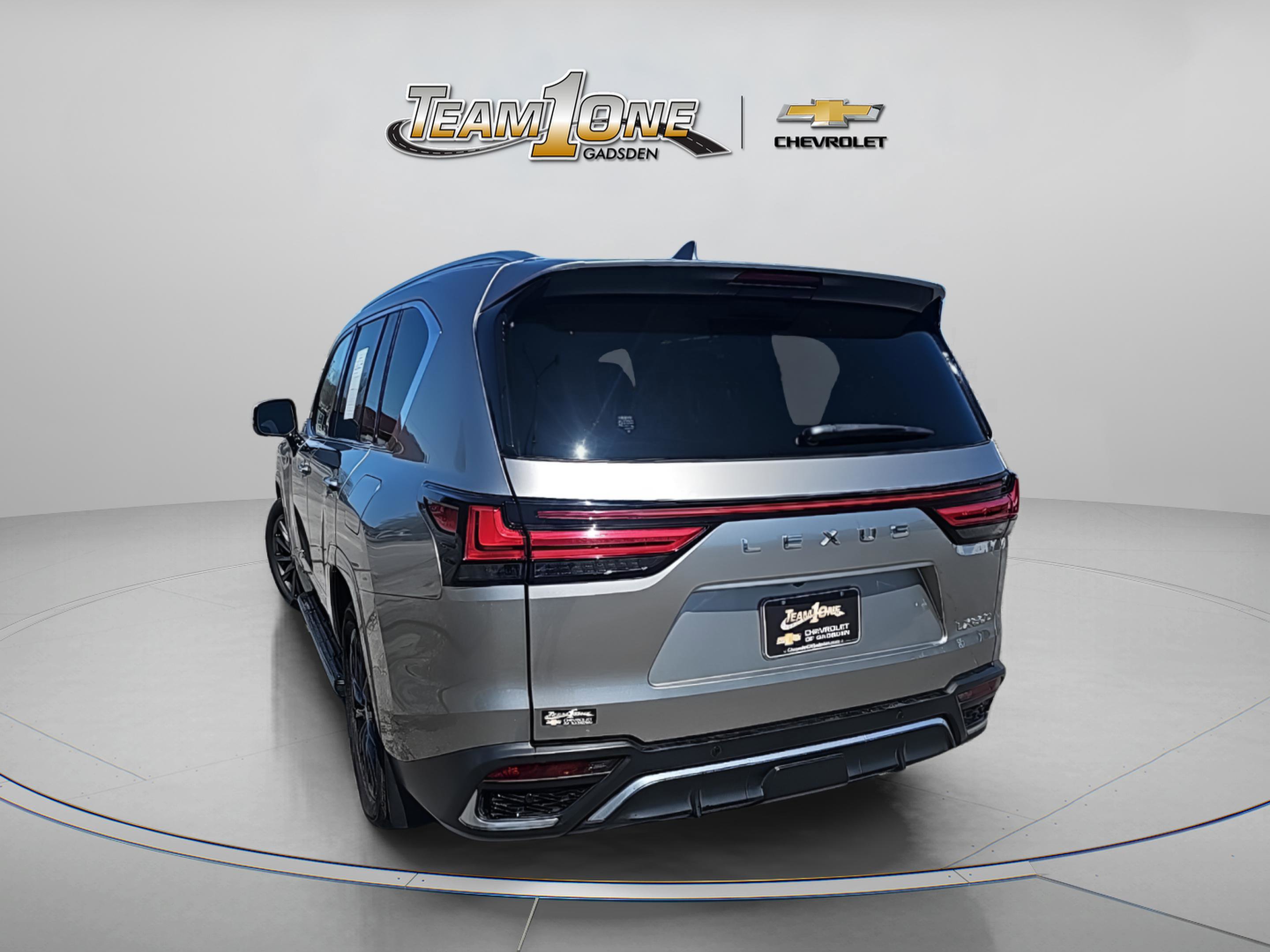 Used 2023 Lexus LX 600 F Sport image 13