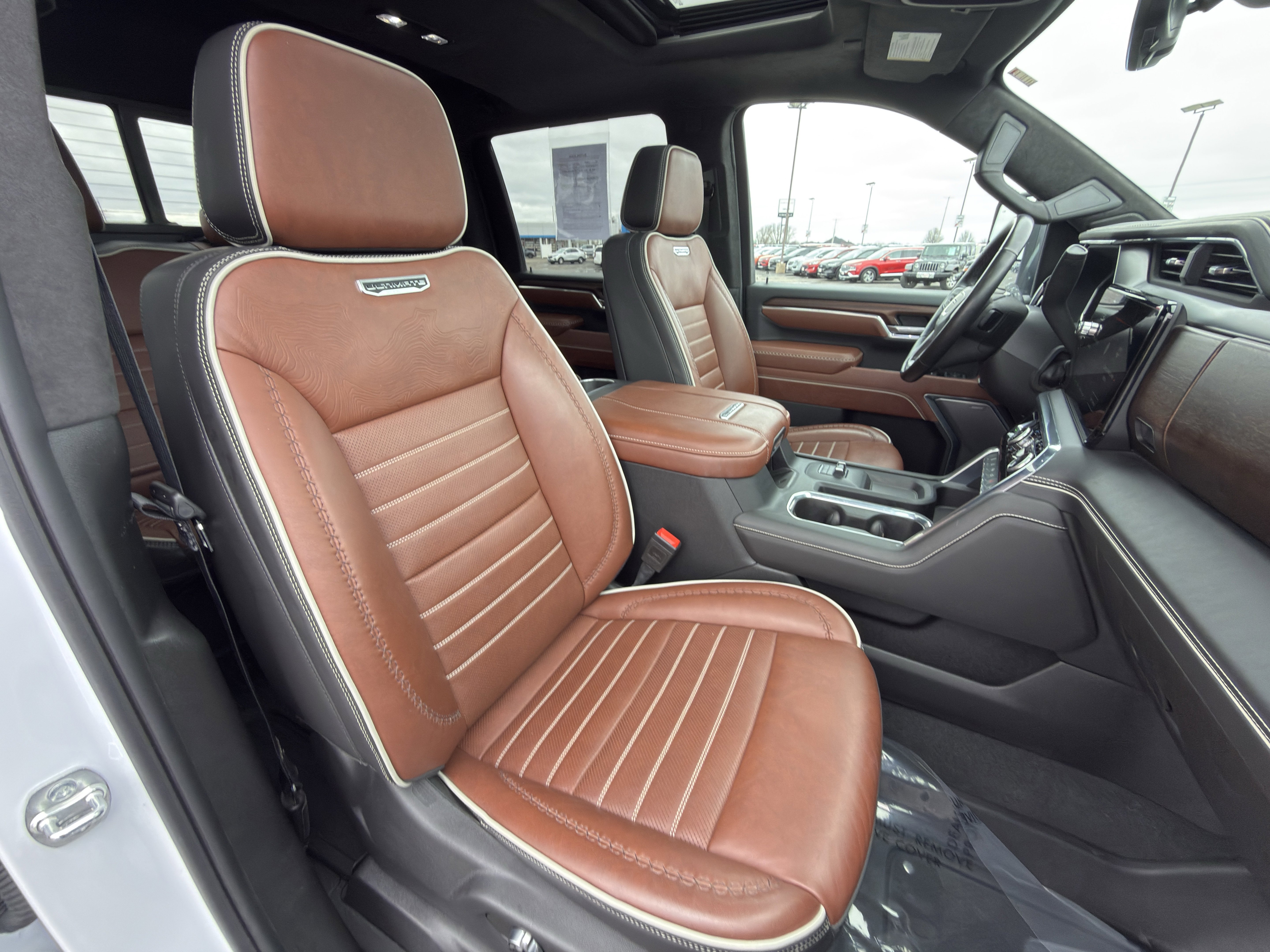 Used 2025 GMC Sierra 2500 Denali Ultimate image 15