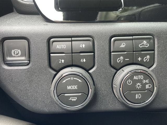 New 2026 Chevrolet Silverado 2500 ZR2 AWD/4WD image 20