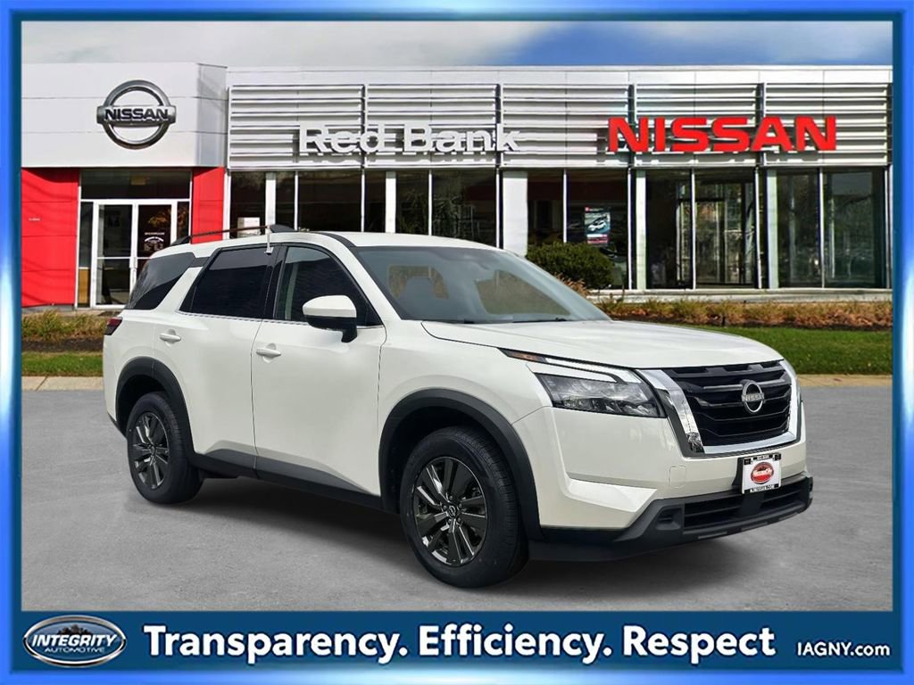 Used 2024 Nissan Pathfinder SV AWD/4WD image 1