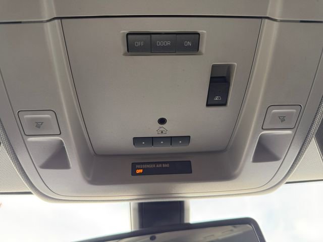 Used 2018 Chevrolet Silverado 1500 LTZ w/ Sport Package AWD/4WD image 32