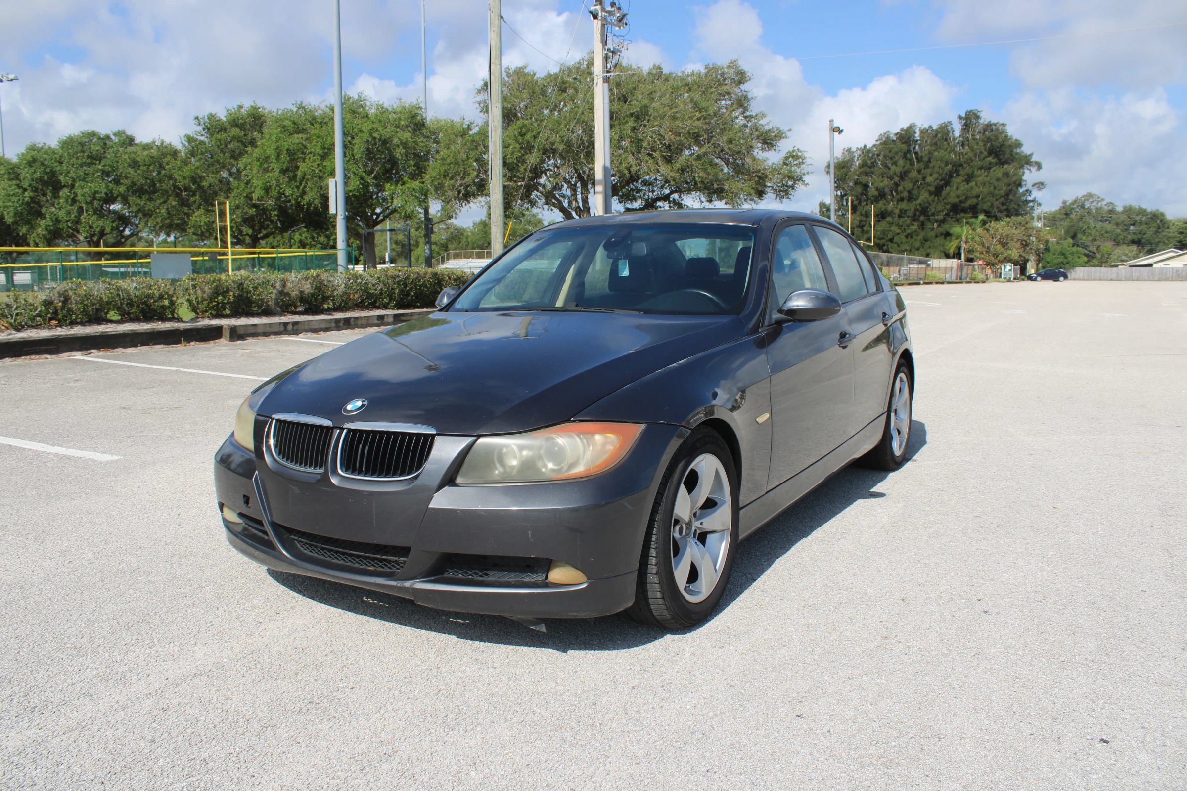 Used 2006 BMW 325i Sedan RWD image 24