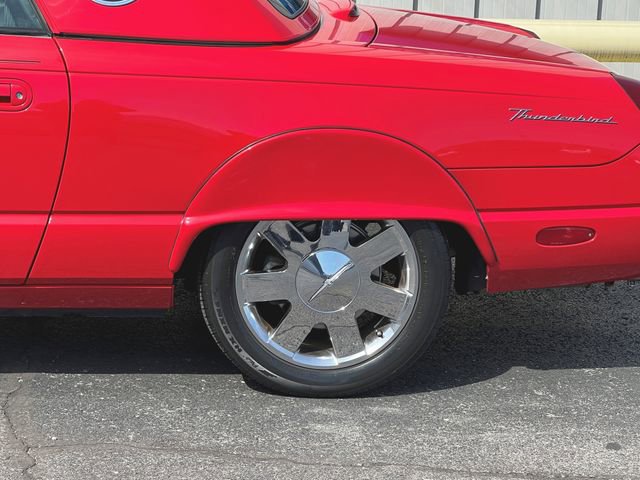 Used 2002 Ford Thunderbird image 18