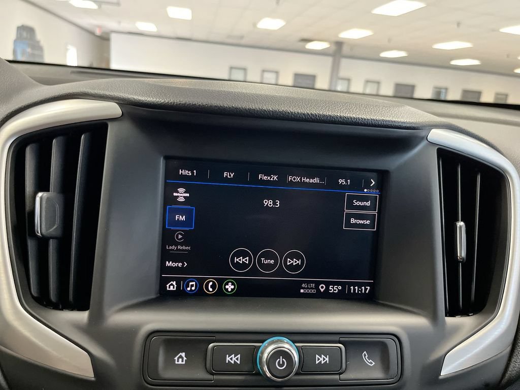 Used 2024 GMC Terrain SLE AWD/4WD image 19