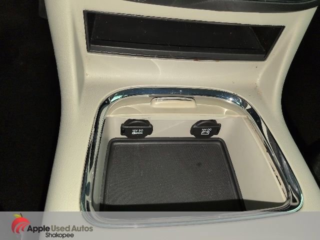 Used 2016 Dodge Grand Caravan SXT FWD image 23