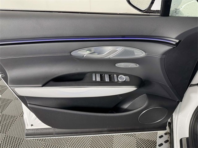 New 2026 Genesis GV70 2.5T Advanced image 17