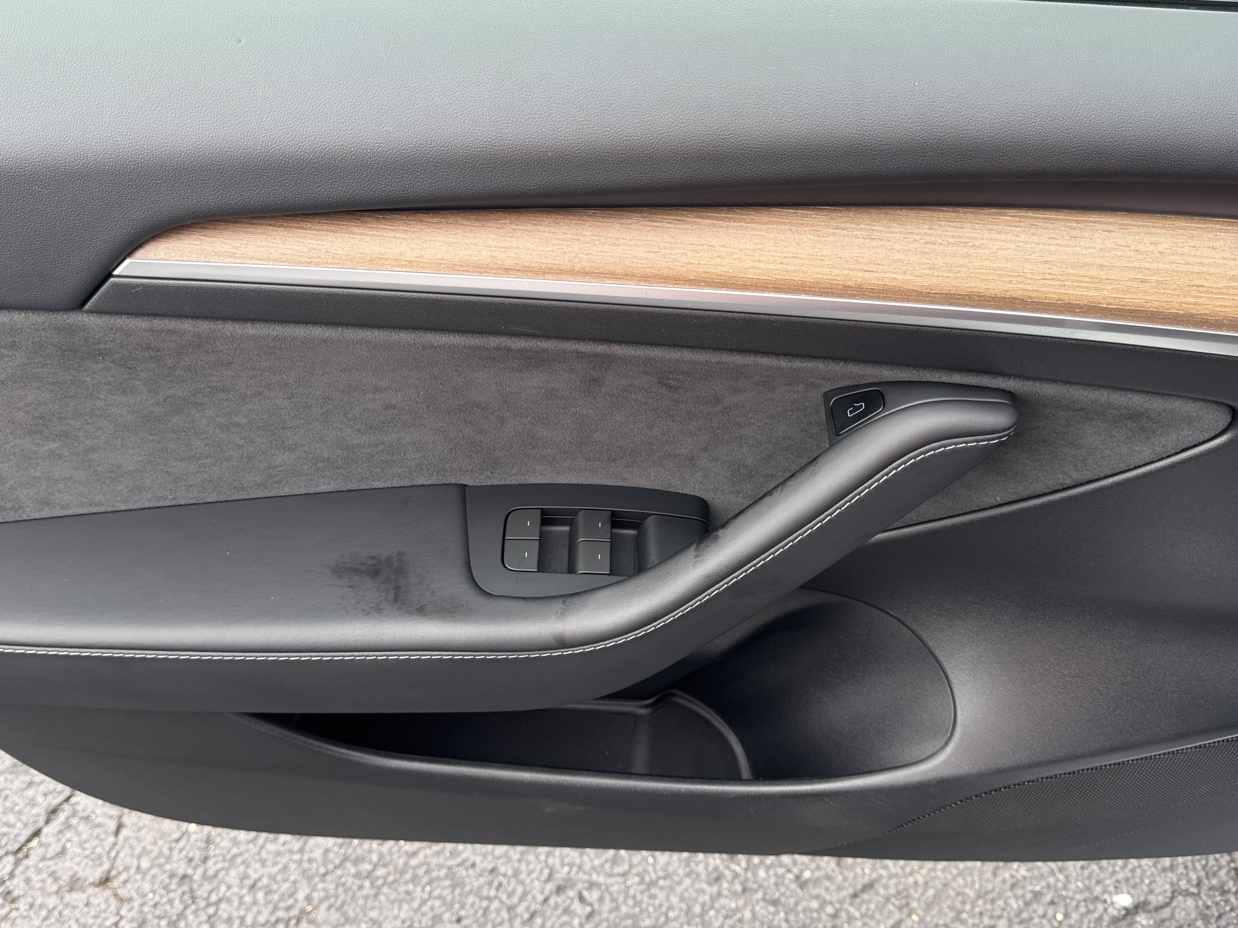 Used 2023 Tesla Model 3 Standard Range RWD image 17