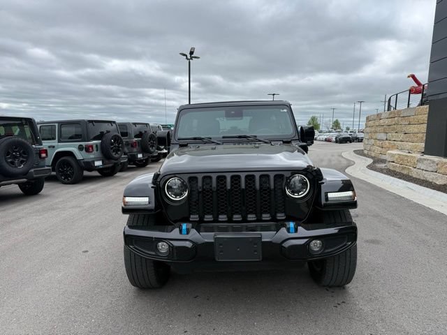 Used 2023 Jeep Wrangler Unlimited Sahara AWD/4WD image 8