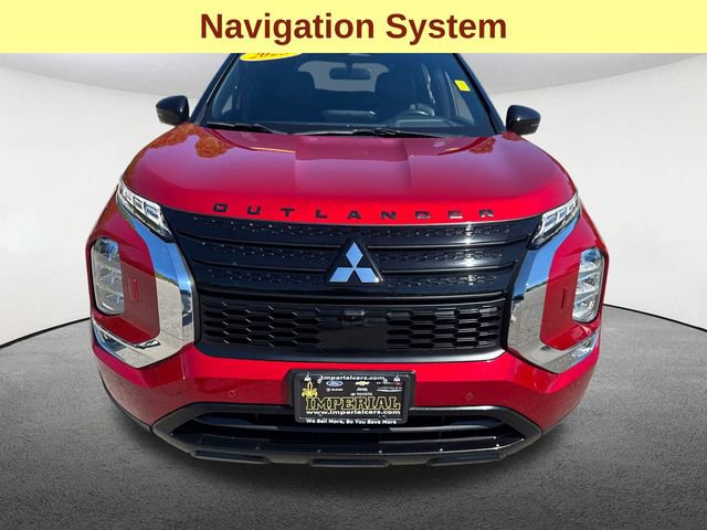 Used 2023 Mitsubishi Outlander SE image 4