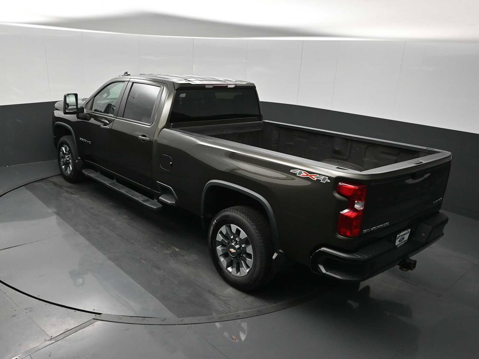 Used 2022 Chevrolet Silverado 2500 Custom w/ Custom Value Package image 23