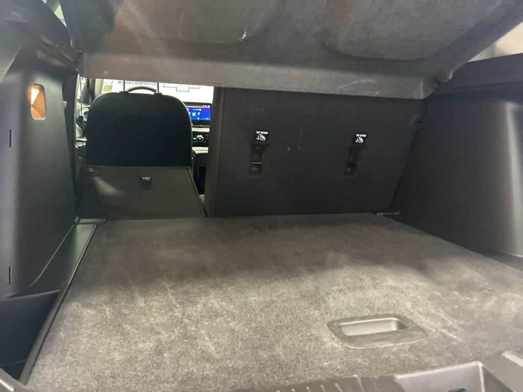 Used 2026 Chevrolet Trax LT FWD image 37
