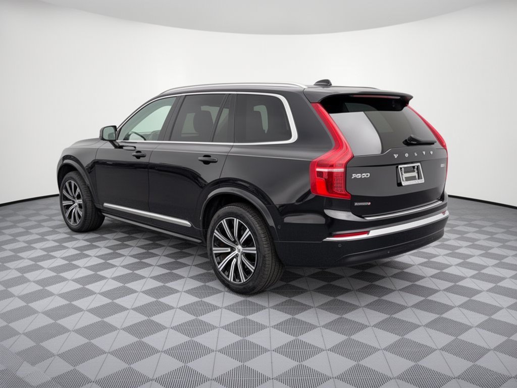 Used 2025 Volvo XC90 B6 Plus w/ Protection Package Premier AWD/4WD image 3