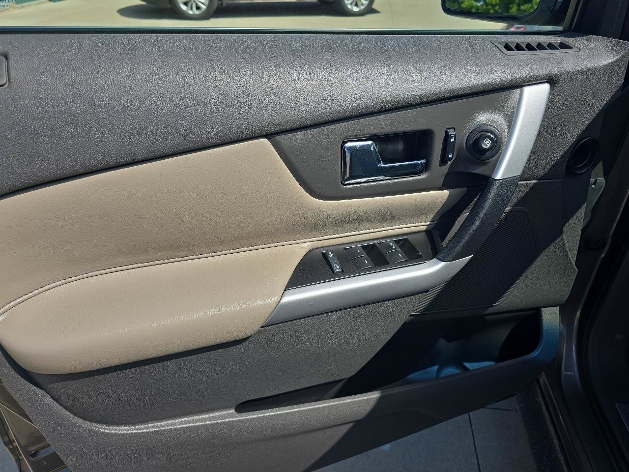 Used 2013 Ford Edge Limited FWD image 20