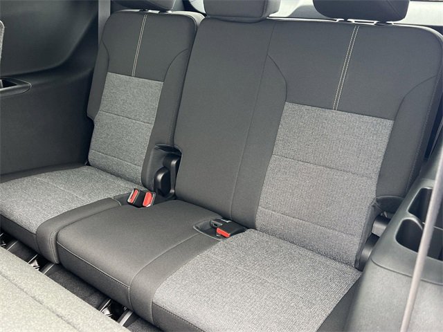 New 2025 GMC Acadia Elevation image 26