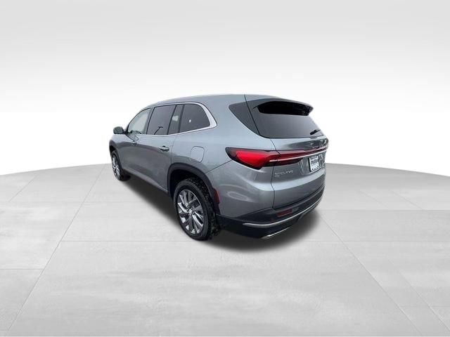 Used 2025 Buick Enclave Preferred AWD/4WD image 13