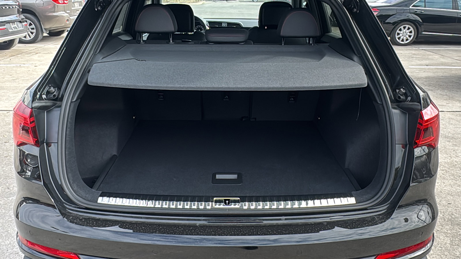 New 2025 Audi Q3 2.0T Premium Plus image 25