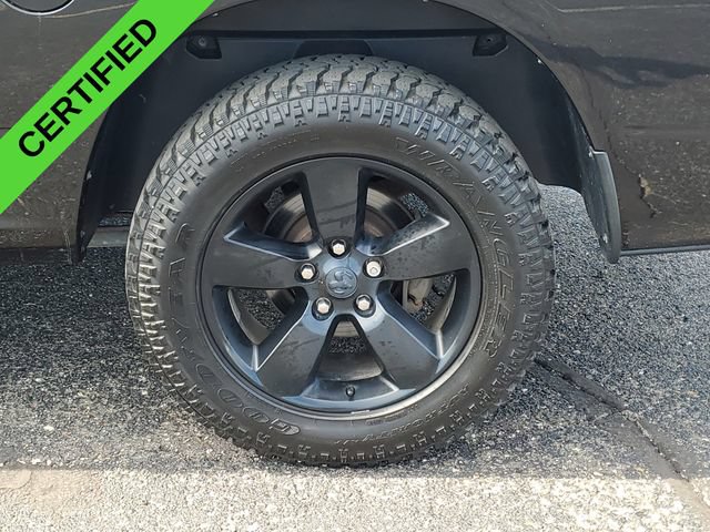 Used 2017 RAM 1500 Express w/ Black Ram 1500 Express Group RWD image 20