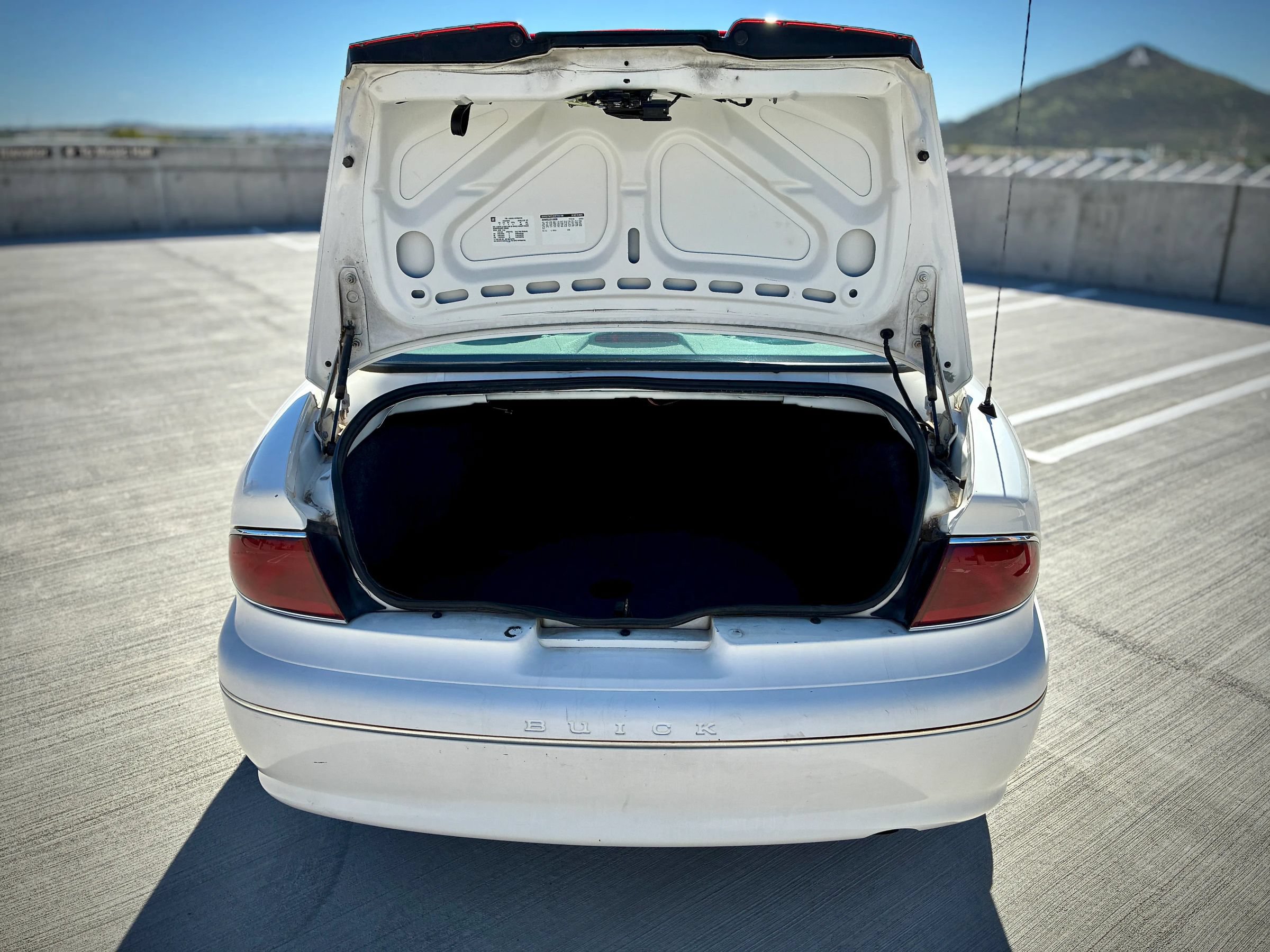 Used 2003 Buick Century Custom FWD image 23