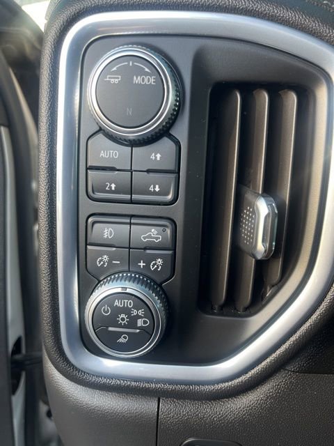 Used 2020 GMC Sierra 1500 SLT image 15