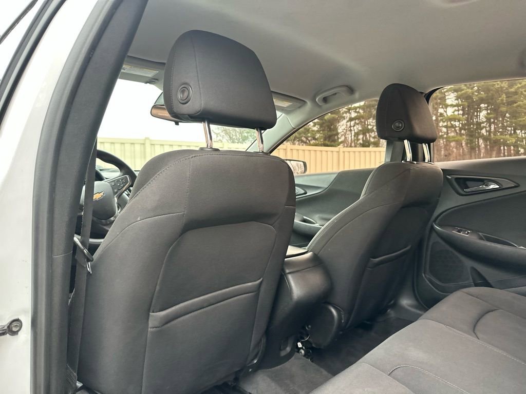 Used 2020 Chevrolet Malibu LS FWD image 17