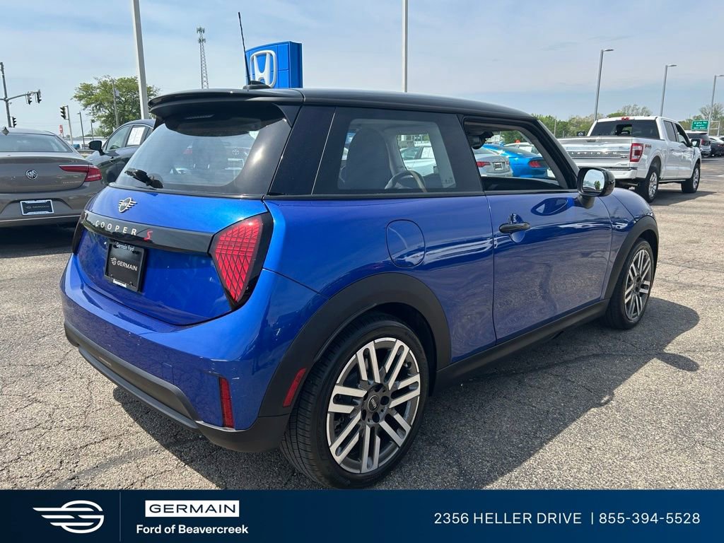 Used 2025 MINI Cooper S FWD image 8
