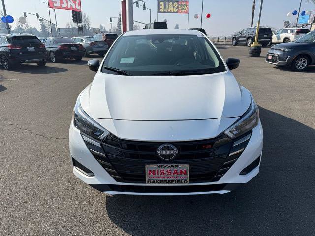 New 2025 Nissan Versa SR w/ Trunk Package FWD image 2