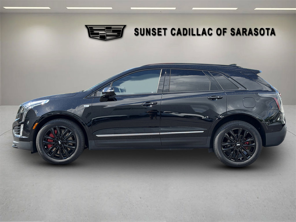 Certified 2023 Cadillac XT5 Sportv w/ Technology Package AWD/4WD image 4