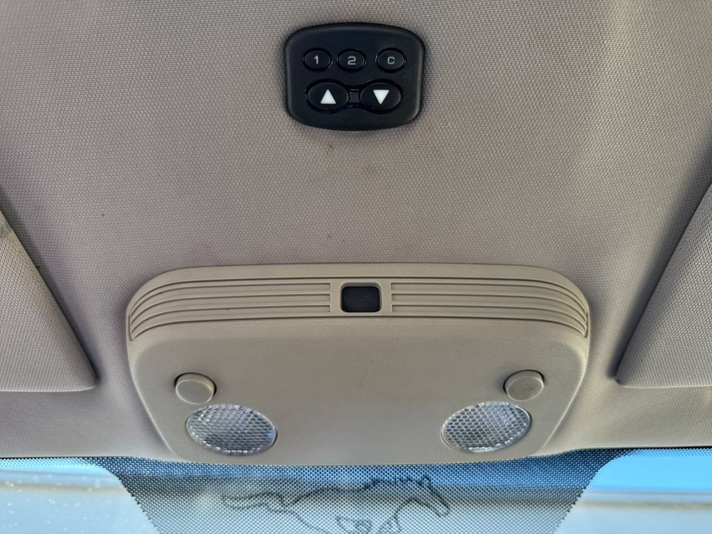 Used 2010 Ford Mustang Premium RWD image 27