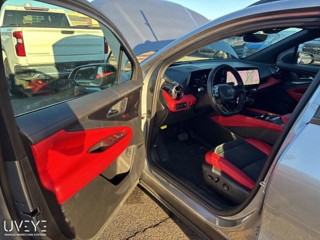 Used 2024 Chevrolet Blazer EV RS AWD/4WD image 2