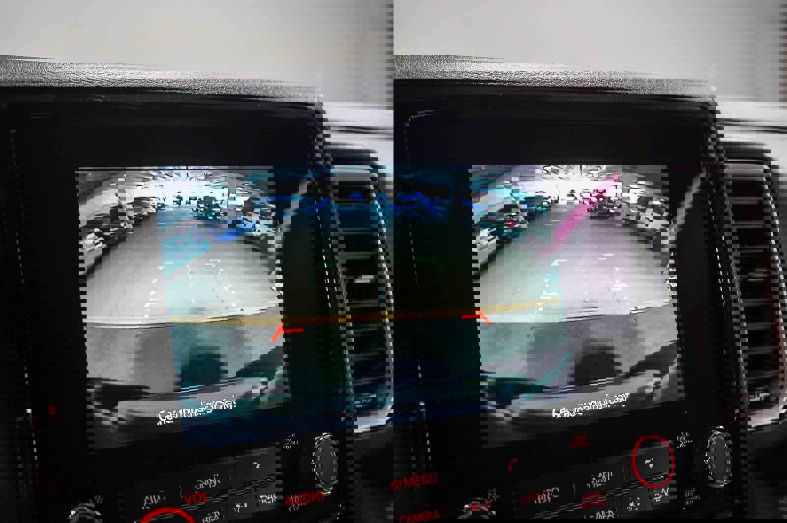 Used 2024 Nissan Frontier SV image 25