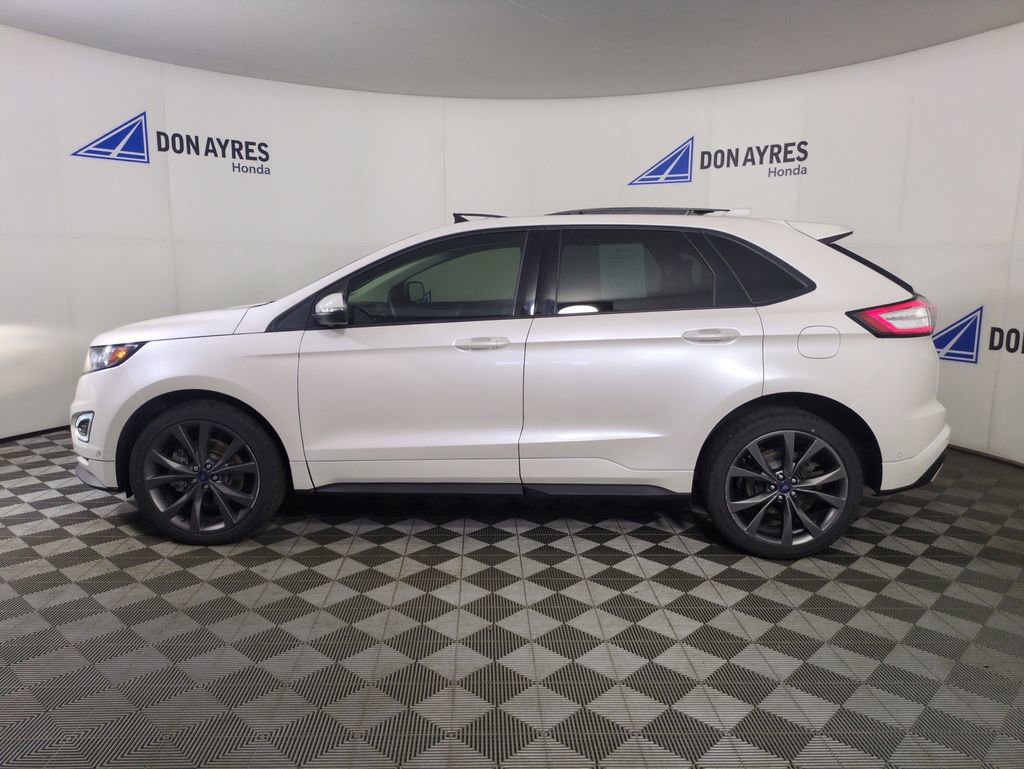 Used 2018 Ford Edge Sport w/ Equipment Group 401A image 2