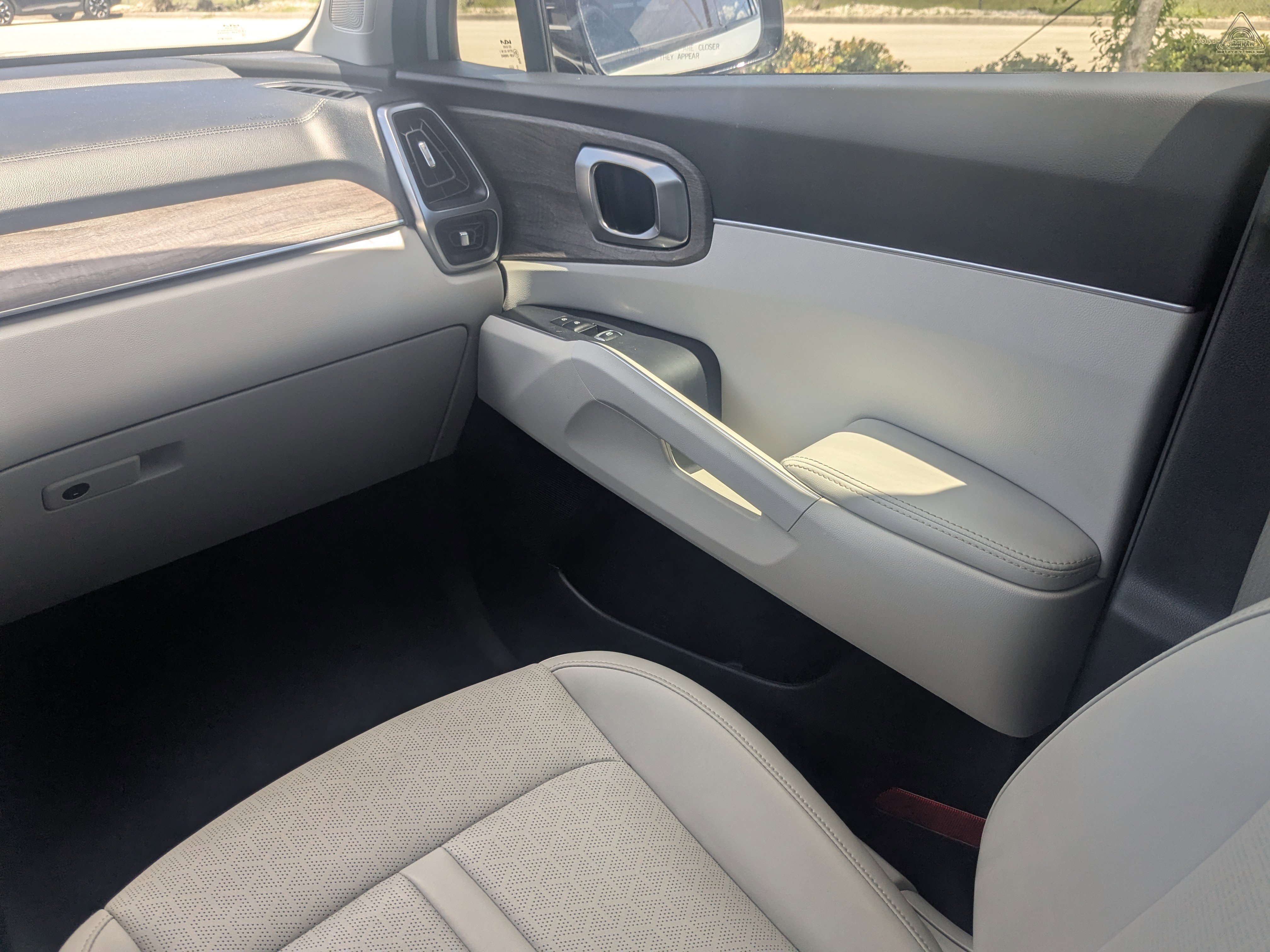 Certified 2023 Kia Sorento S w/ Panoramic Sunroof Package image 22